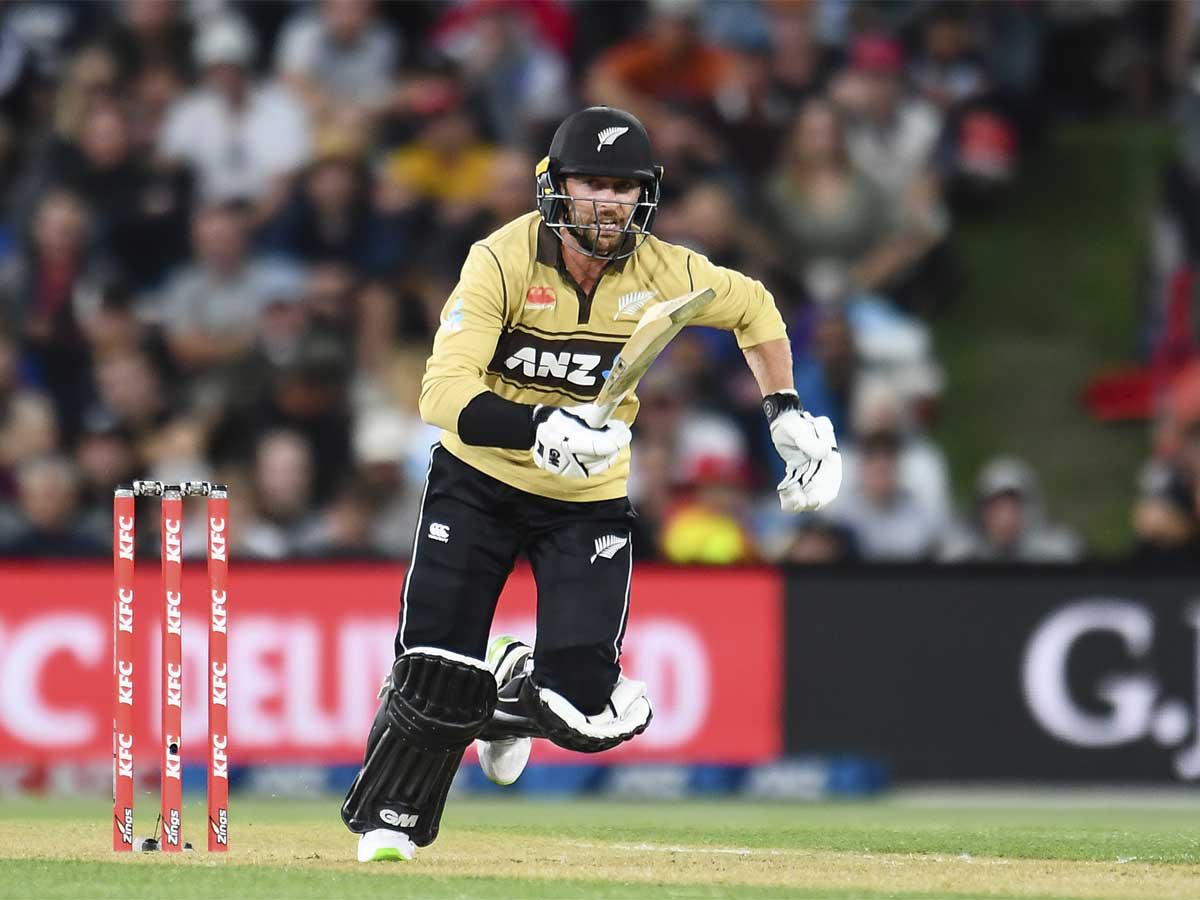 WATCH | Wicket-keeper Devon Conway puts in sprint for the ages to save four with last-brink sliding tackle 