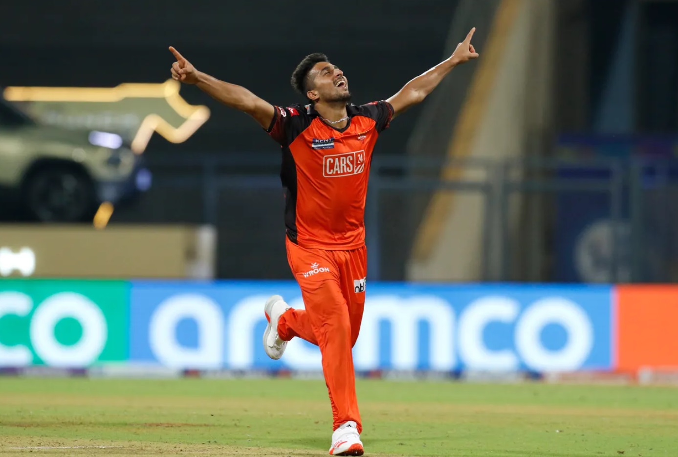 IPL 2022, CSK vs SRH | Twitter reacts as Umran Malik pips Lockie Ferguson with a 154 KPH screamer