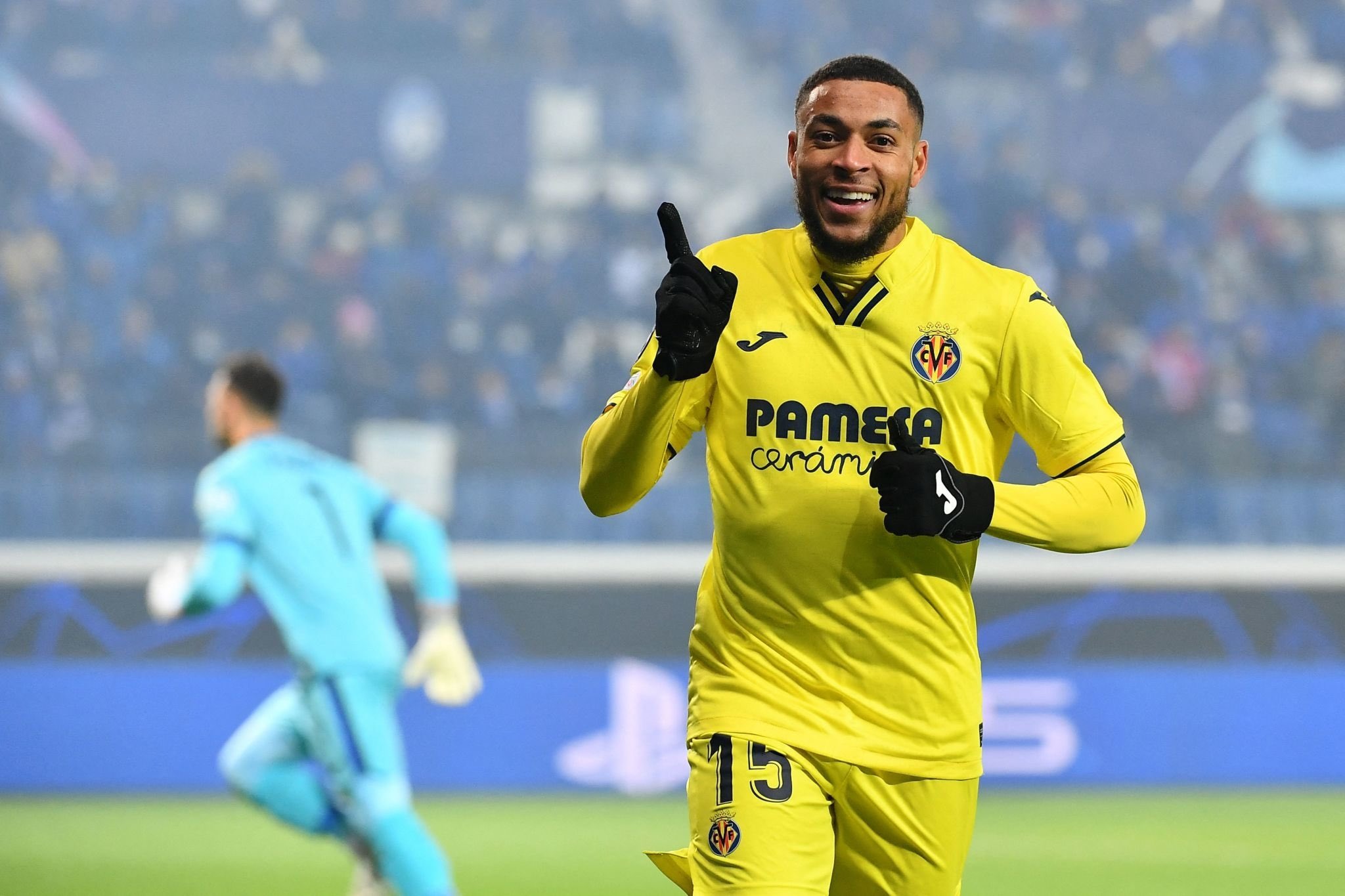 Reports | Arnaut Danjuma to not leave Villarreal in January despite interest from across Europe