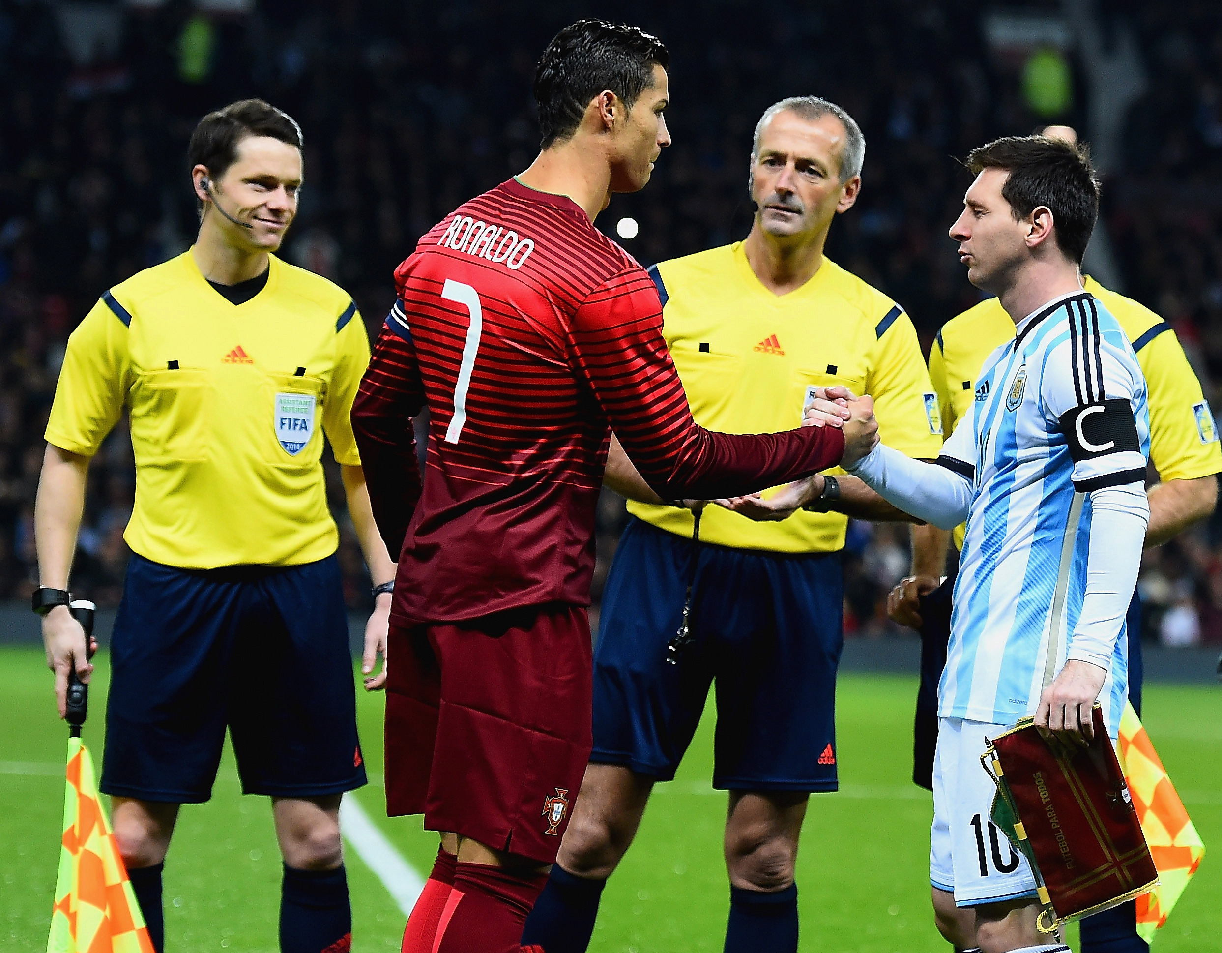 Ronaldo : It hurts to see Messi in tears