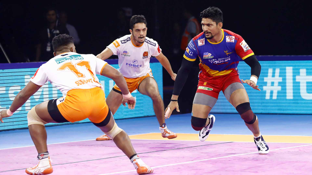 PKL 2019 | UP Yoddha continue winning streak at home; beat Puneri Paltan 43-39