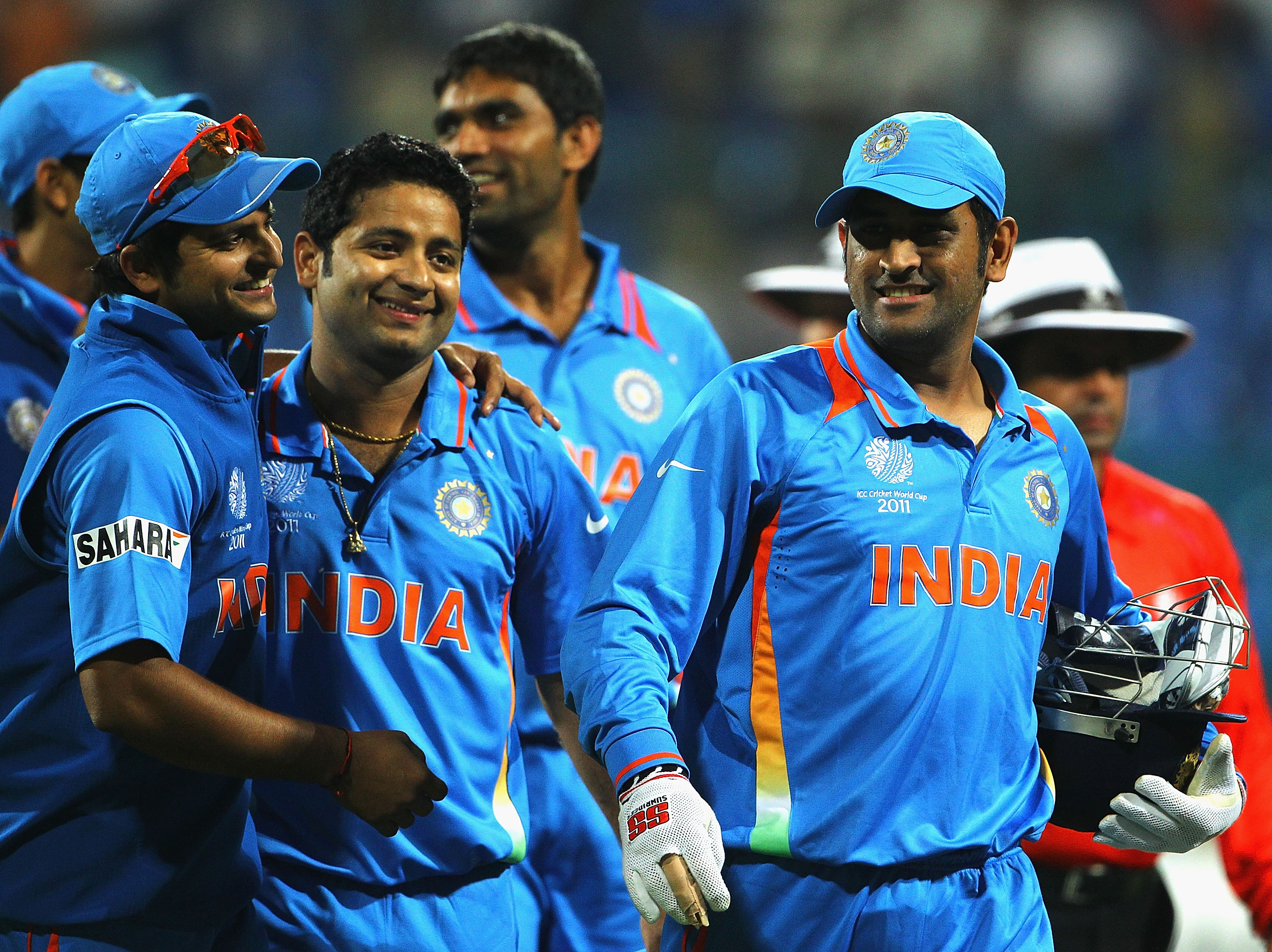 Would pick Dhoni over Gambhir as best captain but both are good, reckons Piyush Chawla