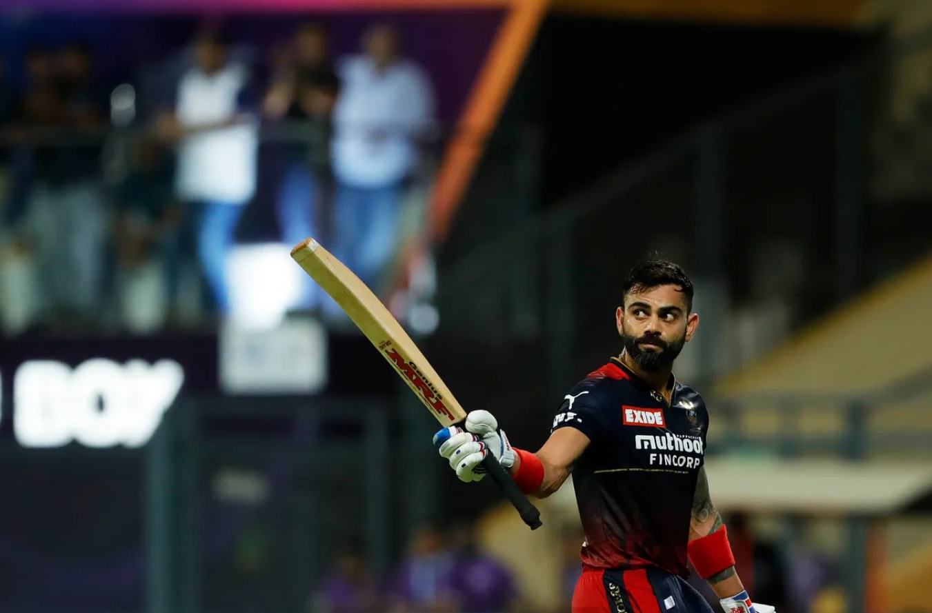 IPL 2022 | Virat Kohli has been putting the hard yards in the nets , says Faf du Plessis