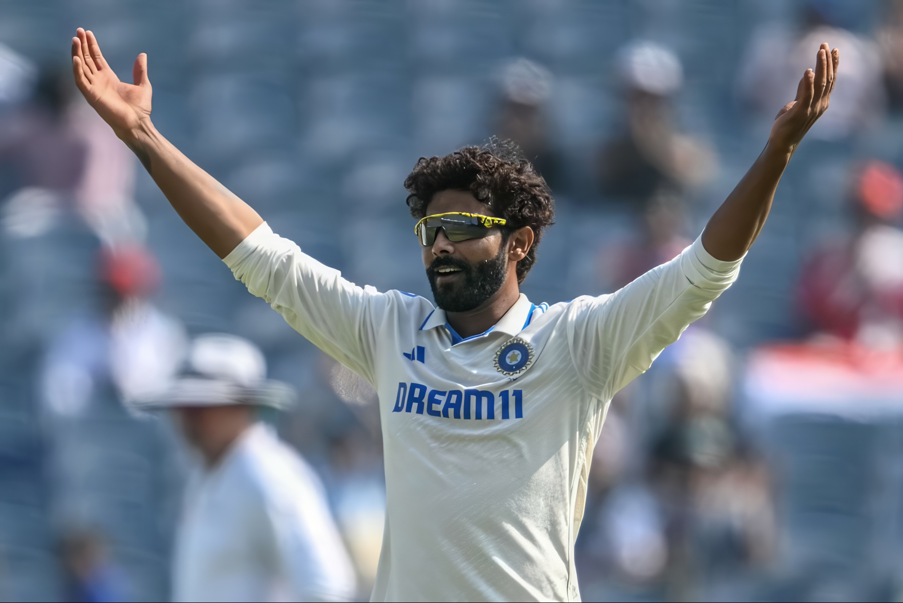 IND vs NZ | Twitter cheers as impeccable Jadeja instincts and lazy Kiwi running keeps Indian hopes alive