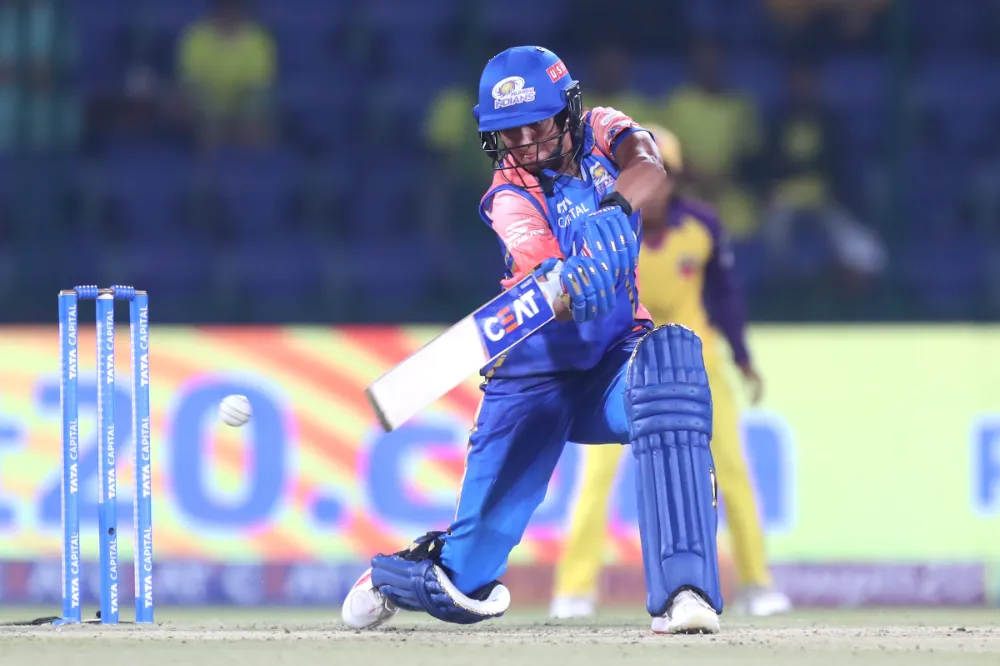 ‌WPL 2024 | Twitter reacts to Sciver-Saika set-up stellar MI win to leapfrog RCB 