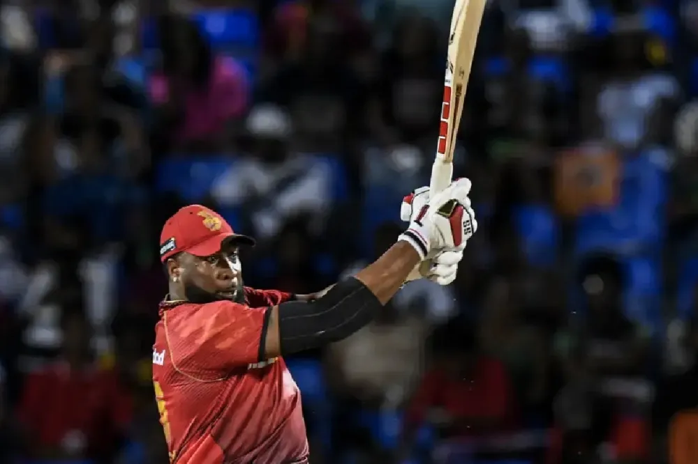 PSL 2024 | Twitter explodes as Tayyab Abbas' lightning-fast pace shatters Kieron Pollard's bat