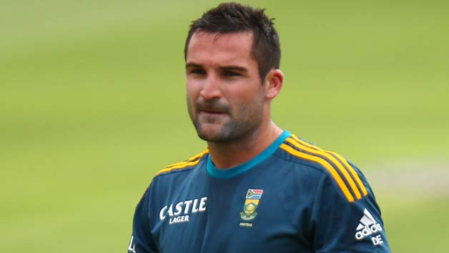 WATCH| South African opener Dean Elgar suffers embarrassing dismissal