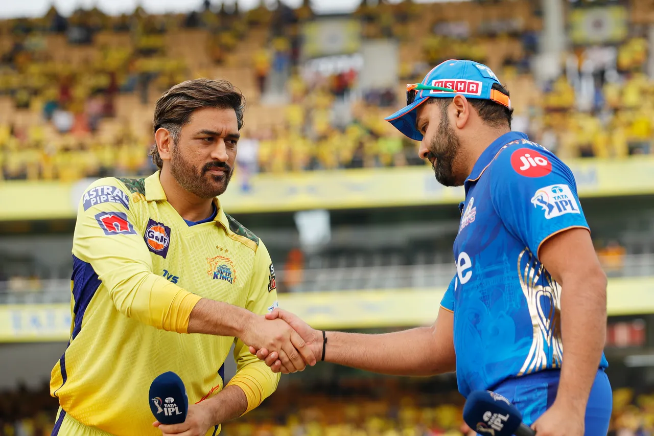 IPL 2023, MI vs CSK | Twitter lauds MSD as his masterstroke in El Clásico leads Rohit Sharma to fall in trap